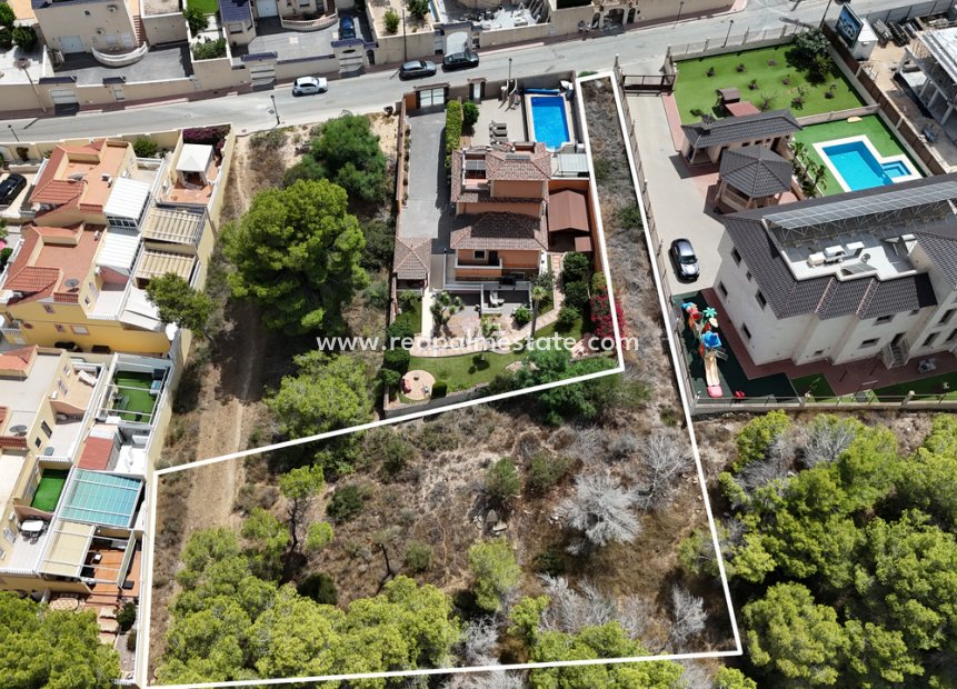 Revente - Parcelle -
Orihuela Costa - Villamartín