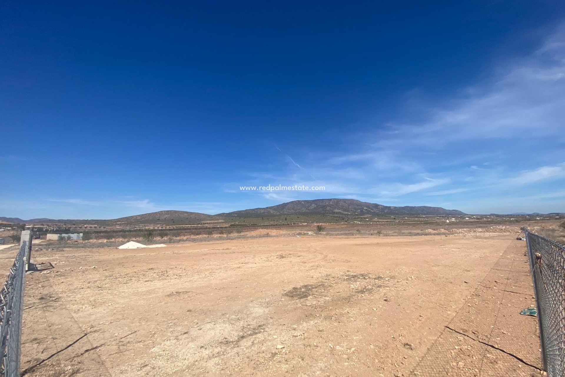 Revente - Parcelle -
Pinoso - Inland