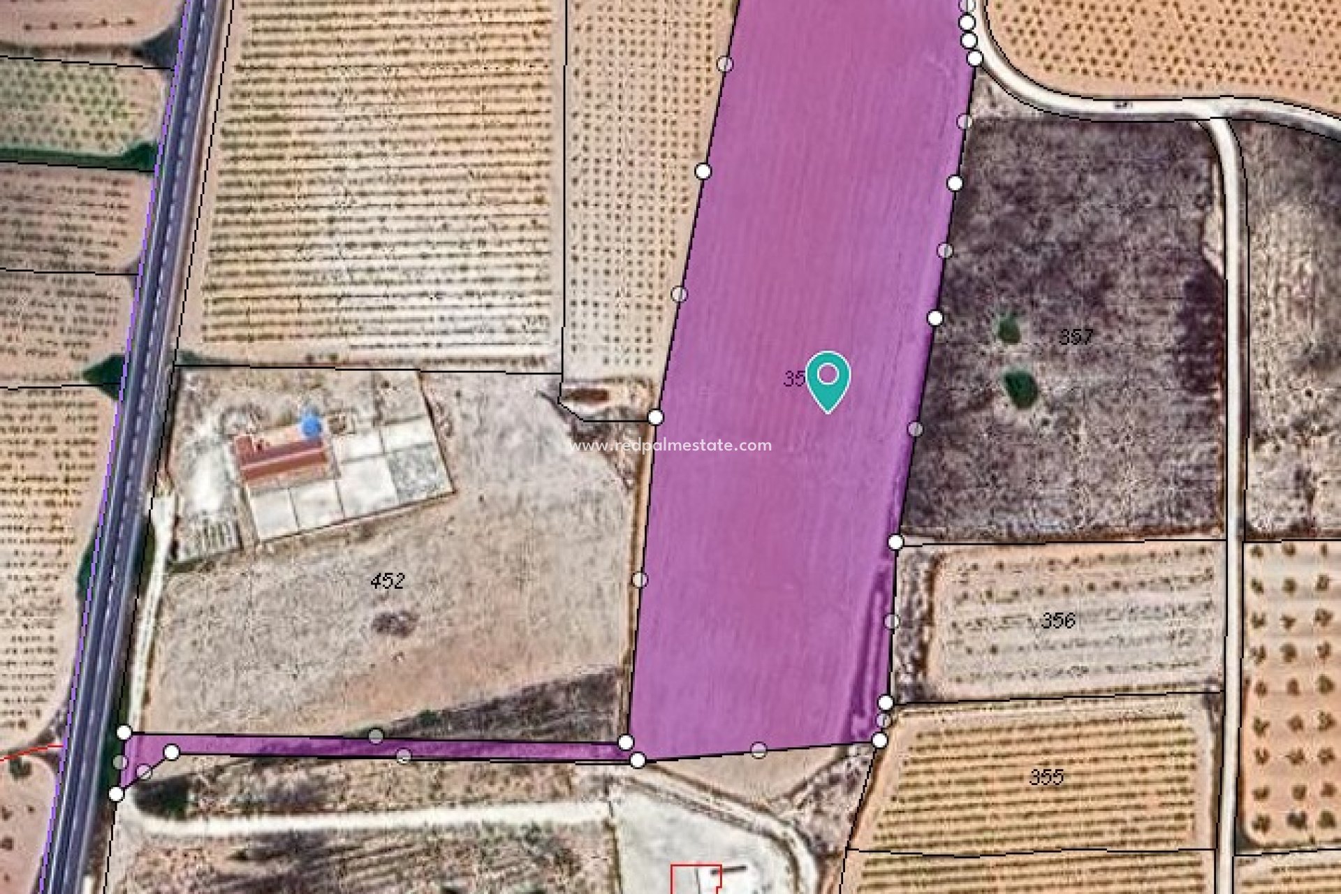 Revente - Parcelle -
Pinoso - Inland