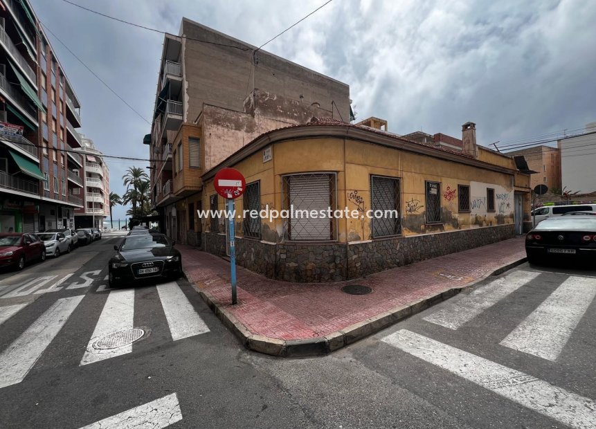 Revente - Parcelle -
Torrevieja - Playa del Cura