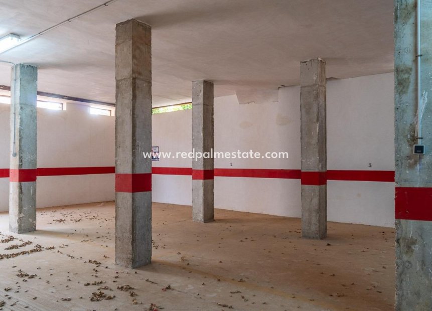 Revente - Parking -
Orihuela Costa - Lomas de Cabo Roig