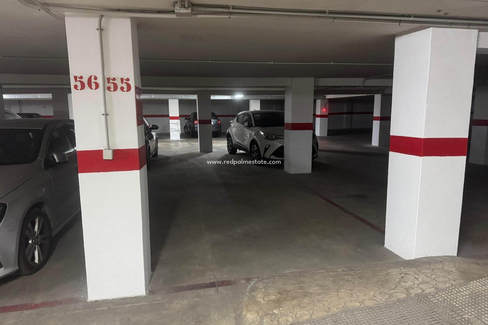 Revente - Parking -
Torrevieja - El Acequión - Los Náufragos