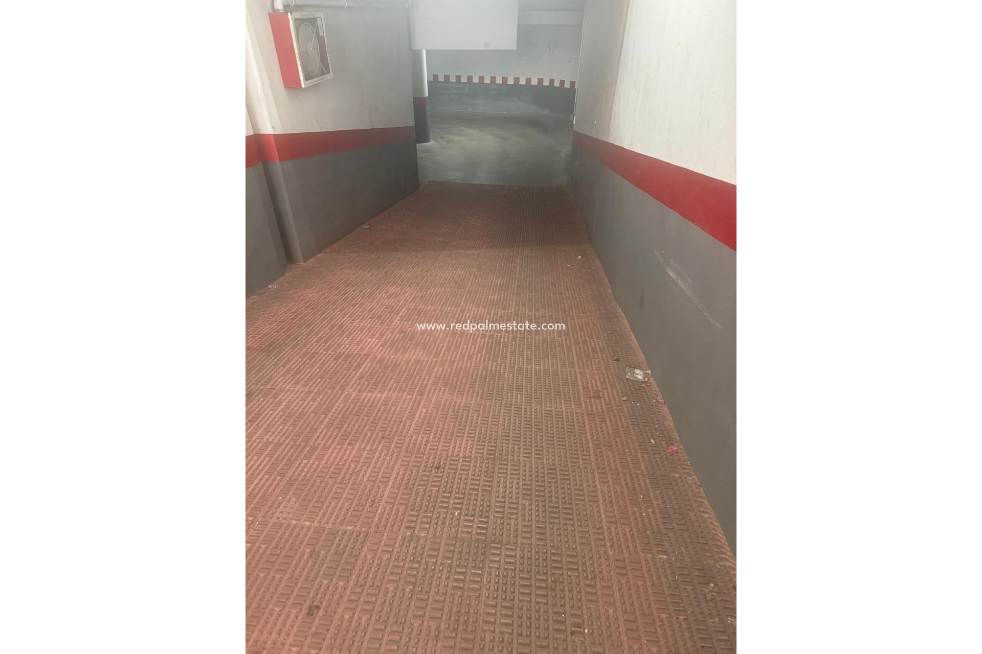 Revente - Parking -
Torrevieja - La Mata