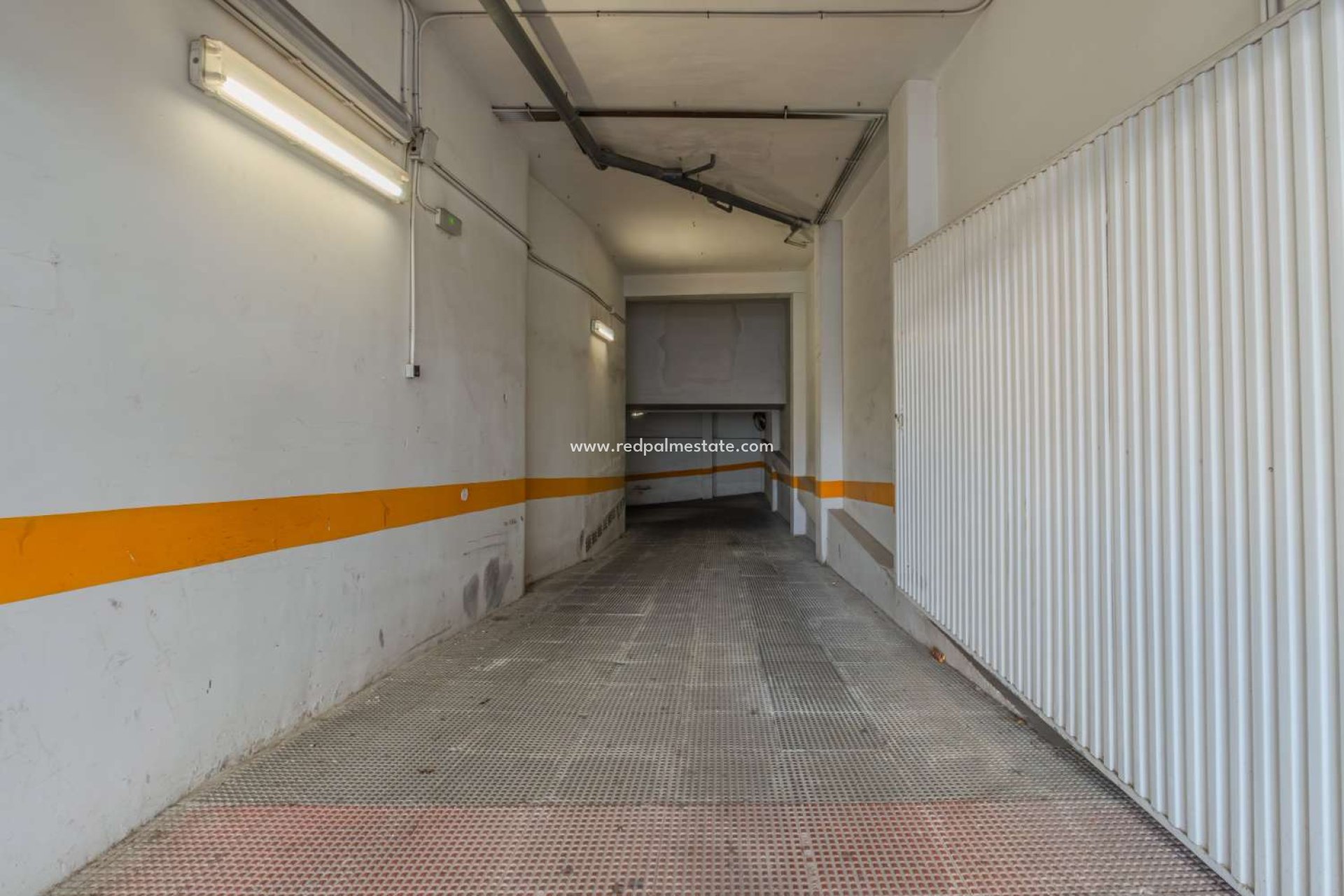 Revente - Parking -
Torrevieja - PARQUE DE LAS NACIONES