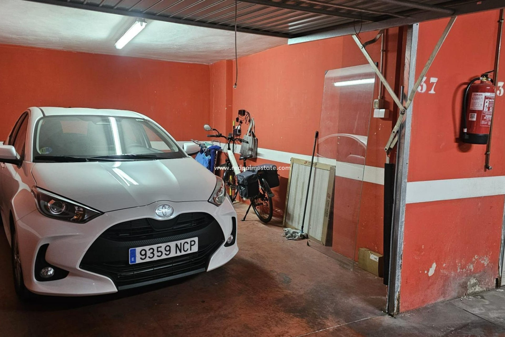 Revente - Parking -
Torrevieja - Playa del Cura