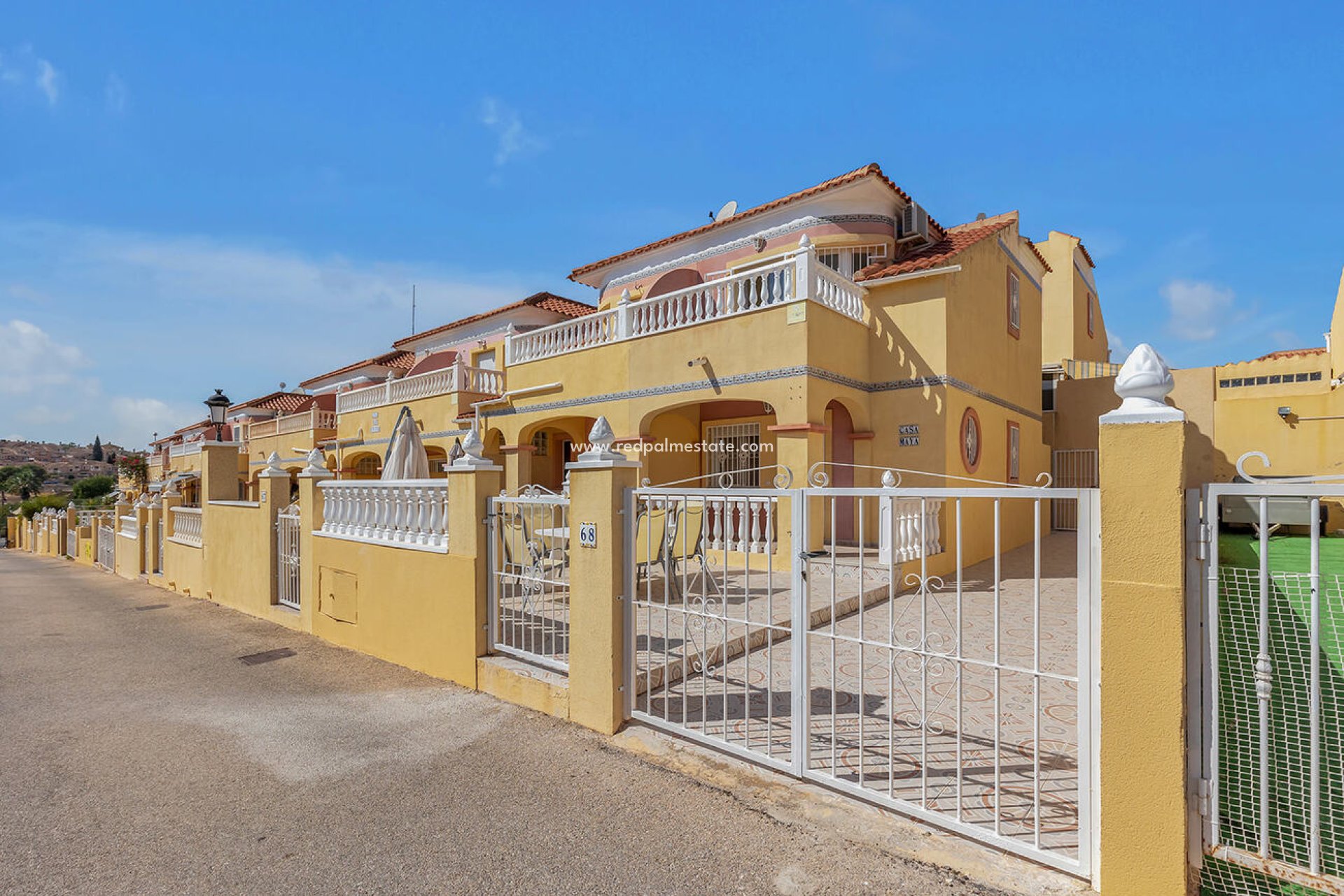 Revente - Semi Detached Penthouse -
Orihuela Costa - Costa Blanca