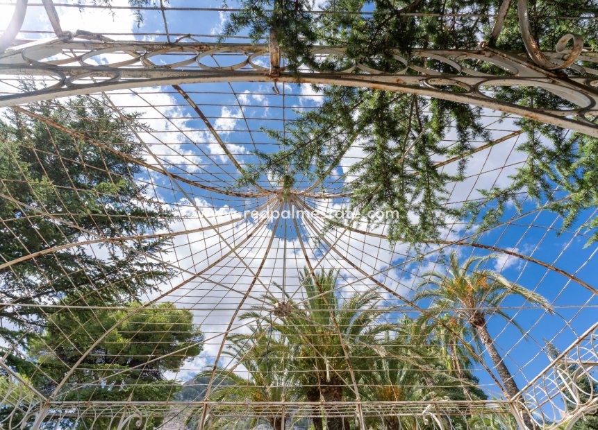 Revente - Villa -
Alcoy - Inland