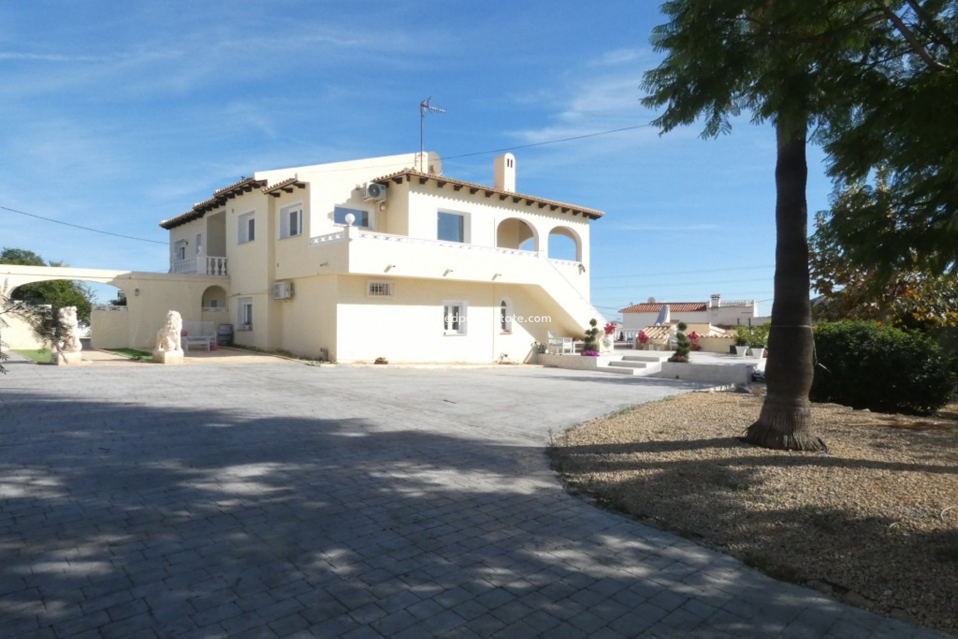 Revente - Villa -
Alfas del Pí - Alfaz del Pi