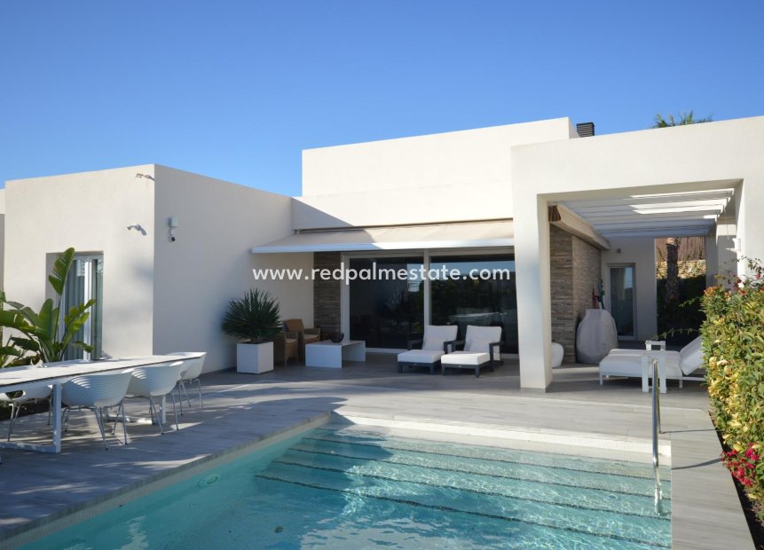 Revente - Villa -
Algorfa - Club De Golf La Finca