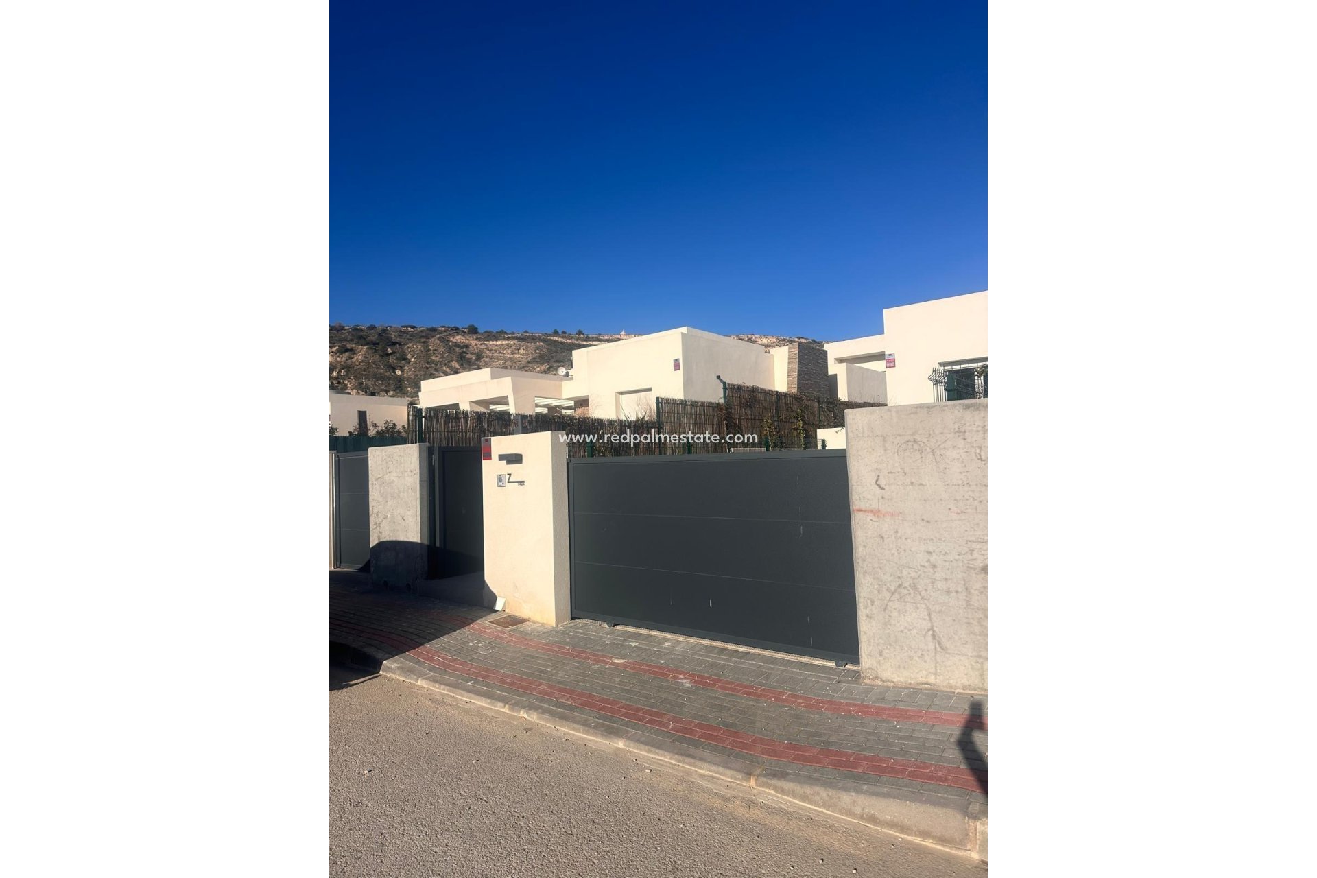 Revente - Villa -
Algorfa