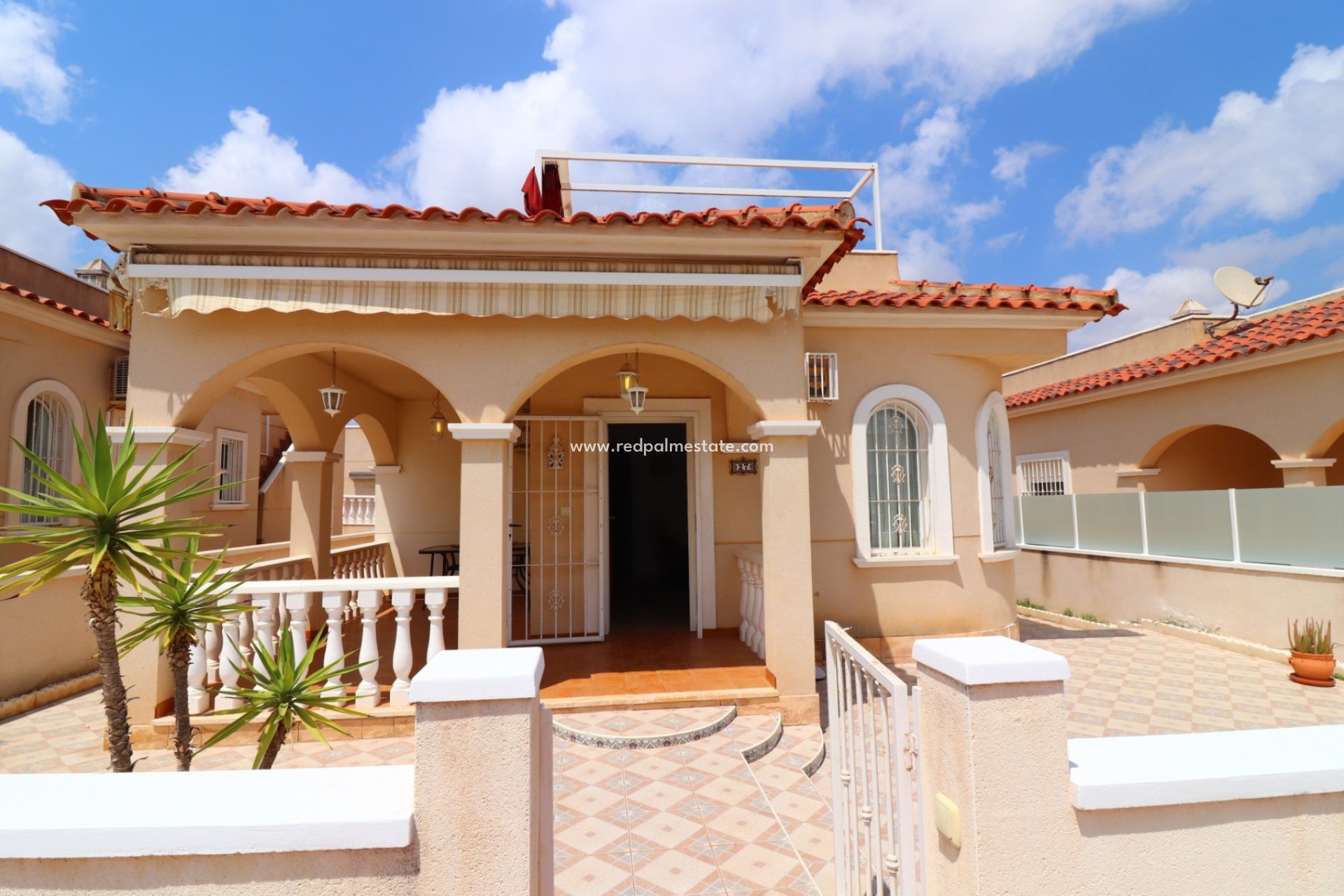 Revente - Villa -
Algorfa