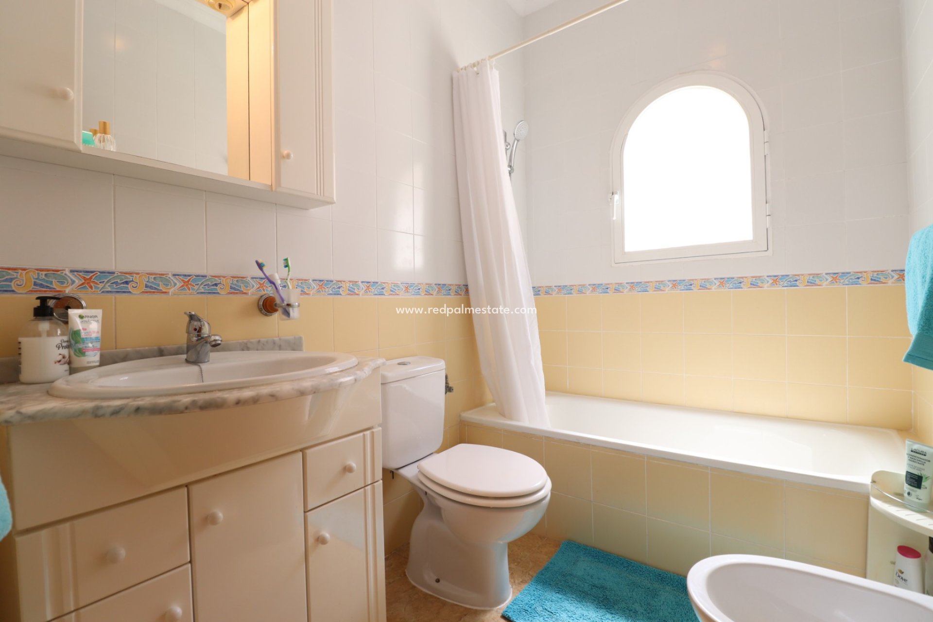 Revente - Villa -
Algorfa