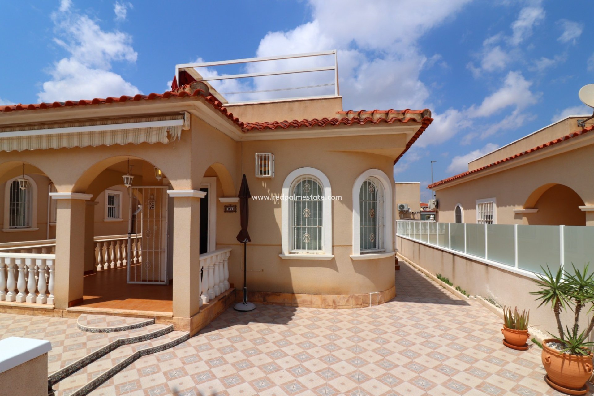 Revente - Villa -
Algorfa