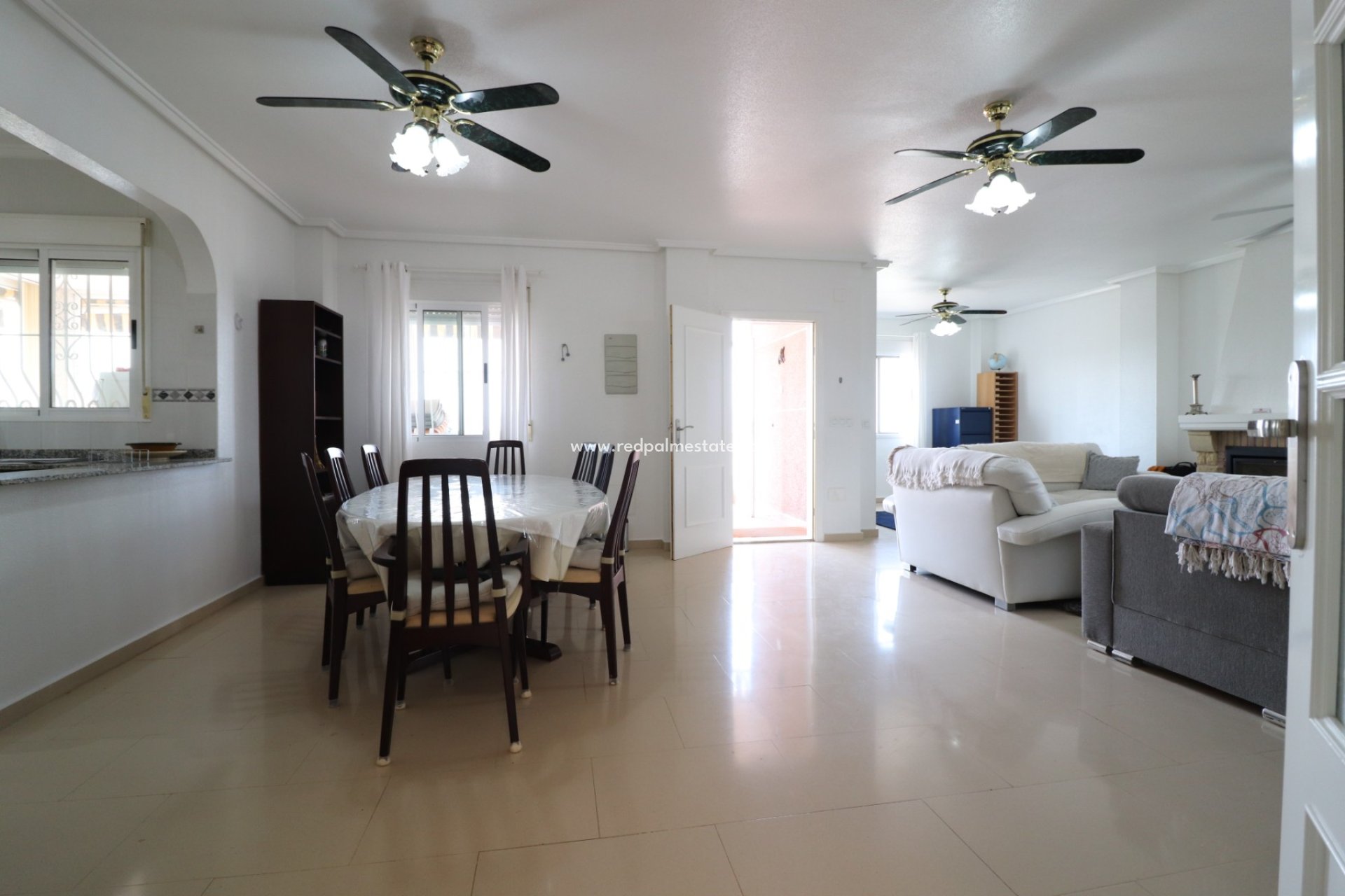 Revente - Villa -
Algorfa