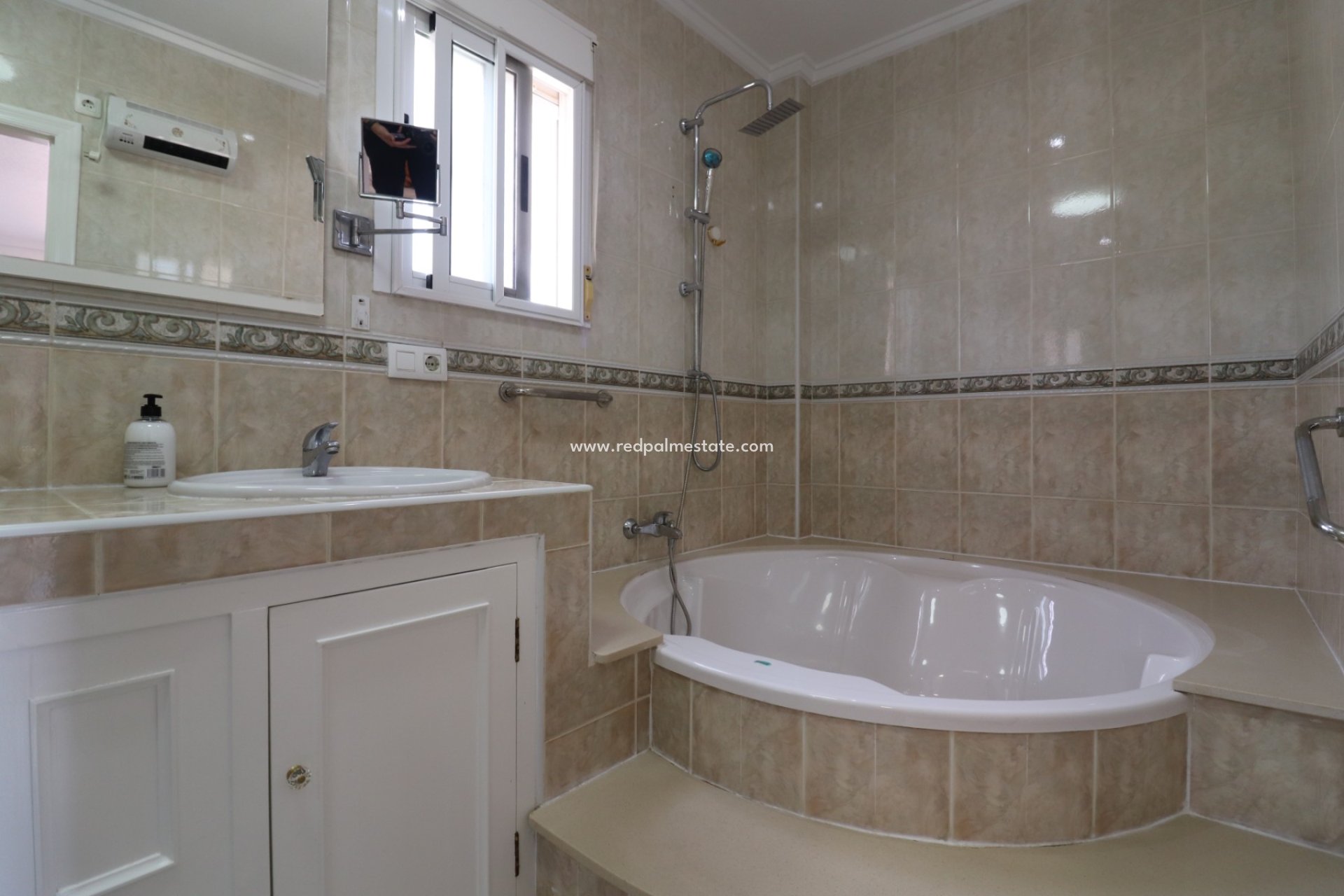 Revente - Villa -
Algorfa