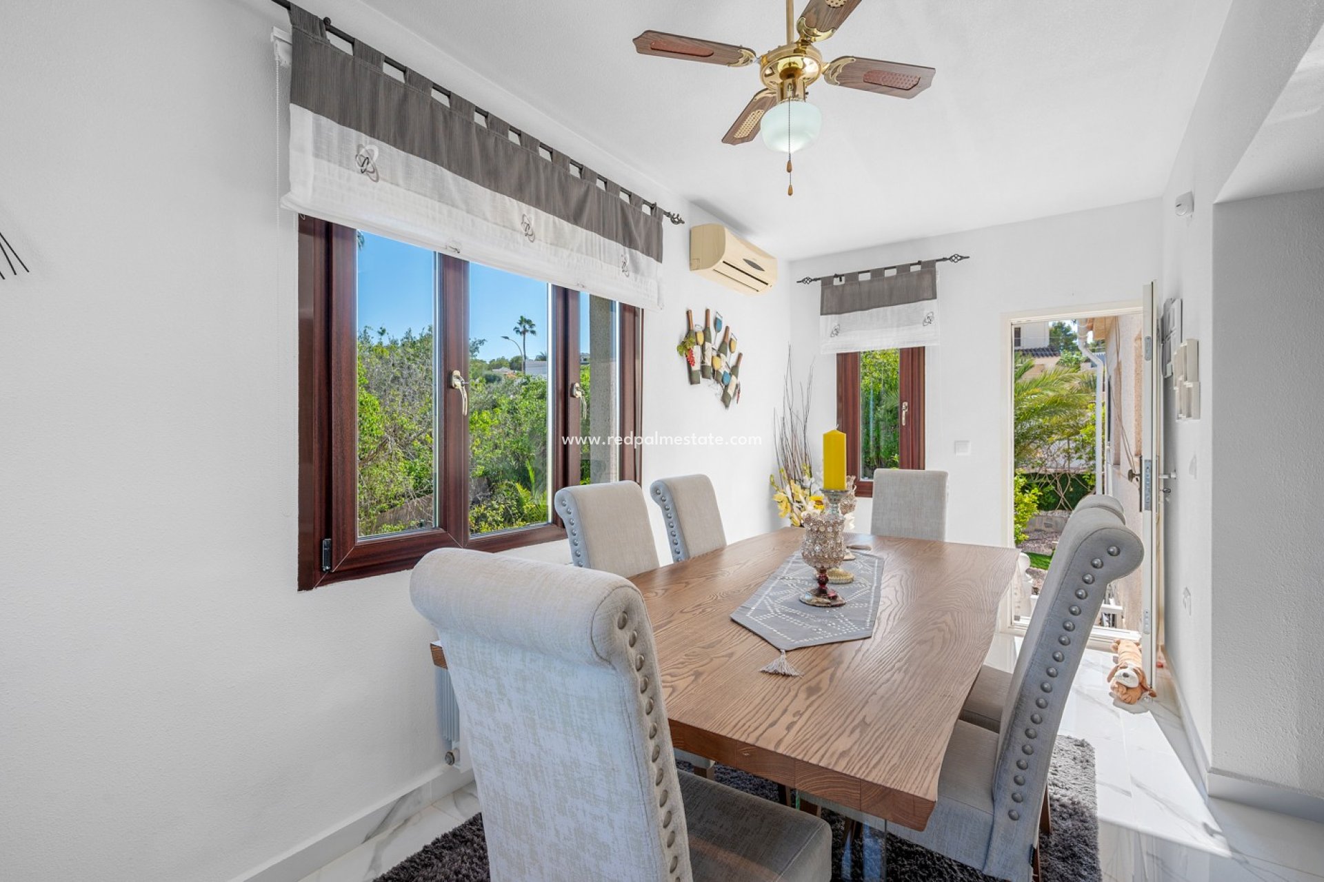 Revente - Villa -
Almoradí - Inland