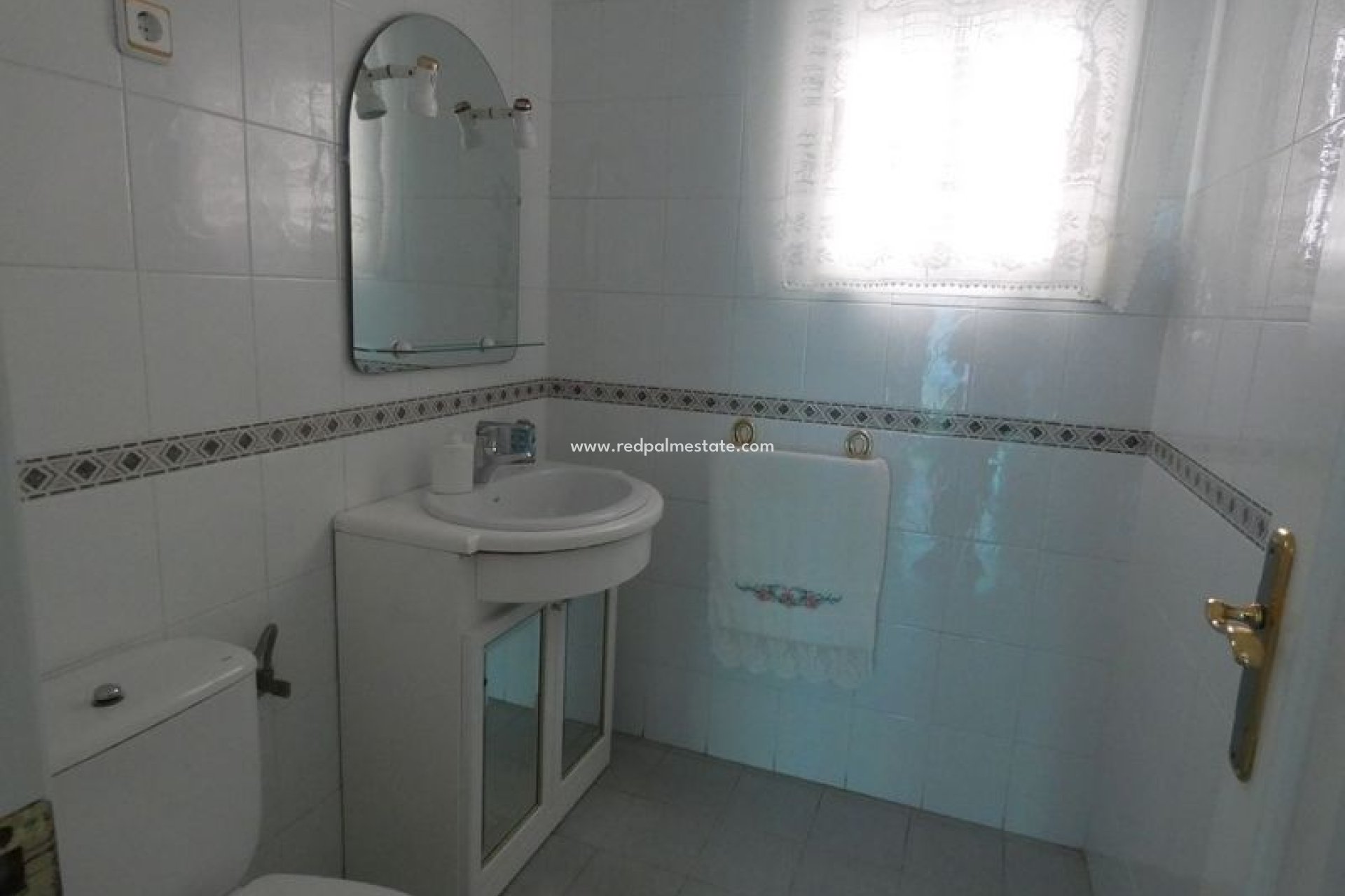 Revente - Villa -
Almoradí - Inland