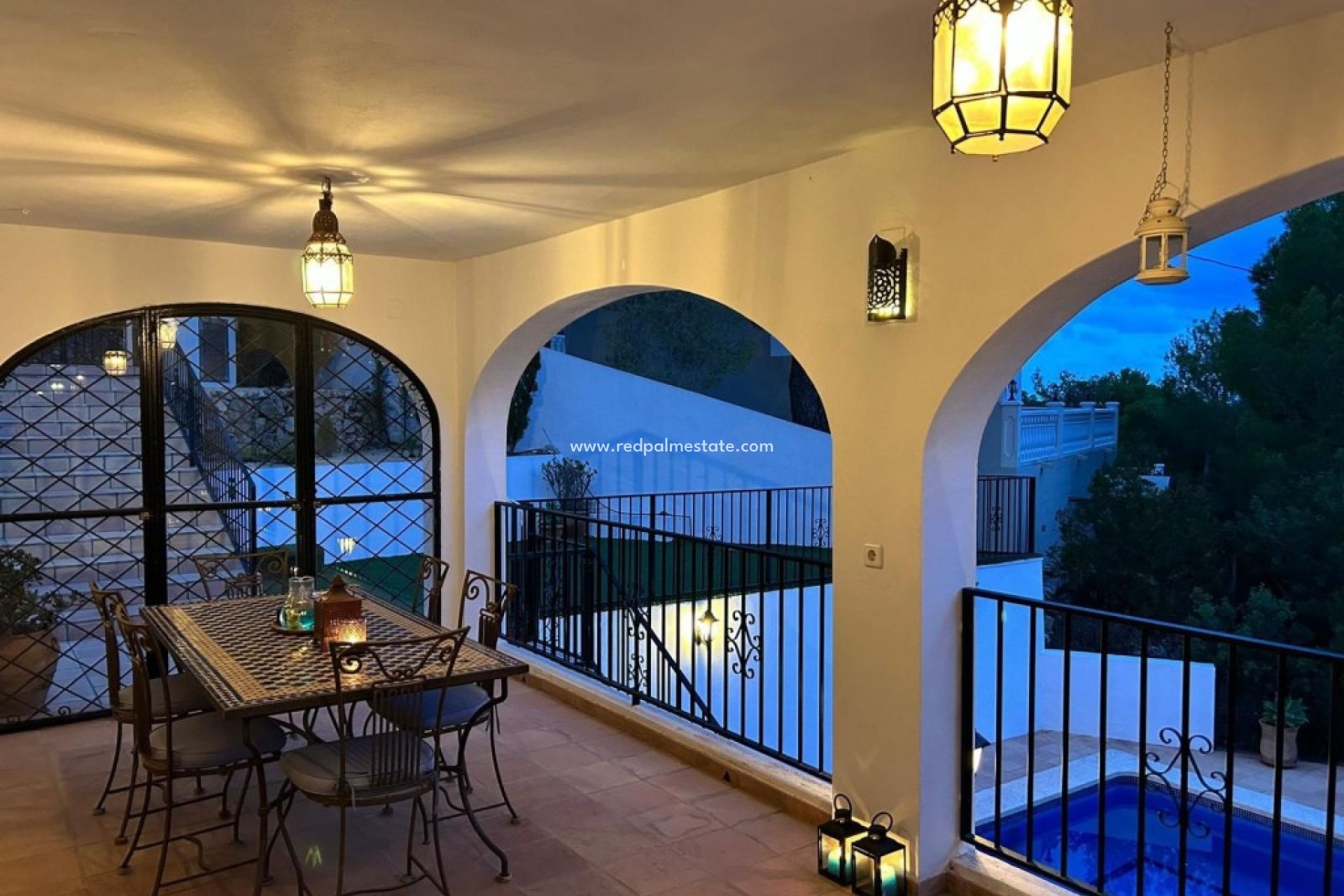 Revente - Villa -
Altea