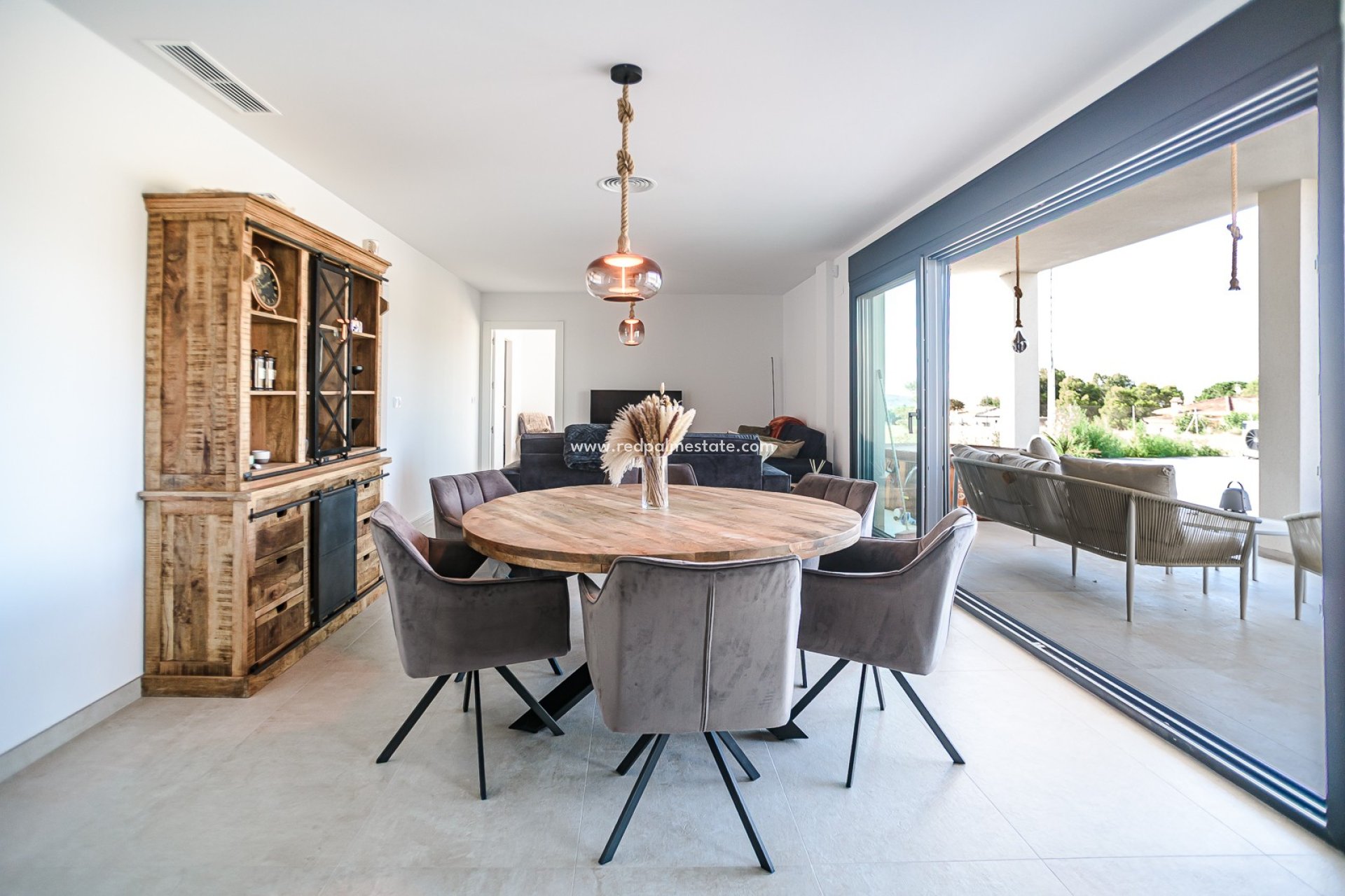 Revente - Villa -
Aspe - Inland