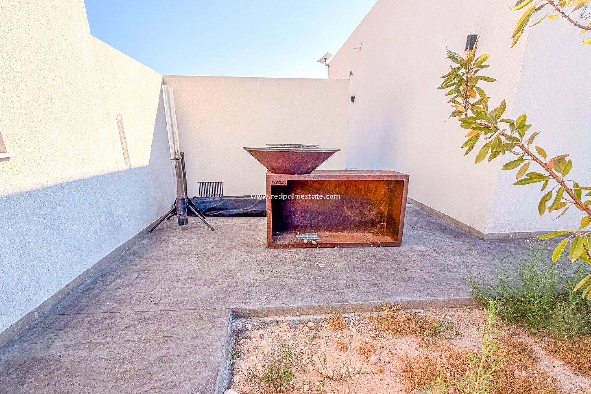Revente - Villa -
Aspe - Inland