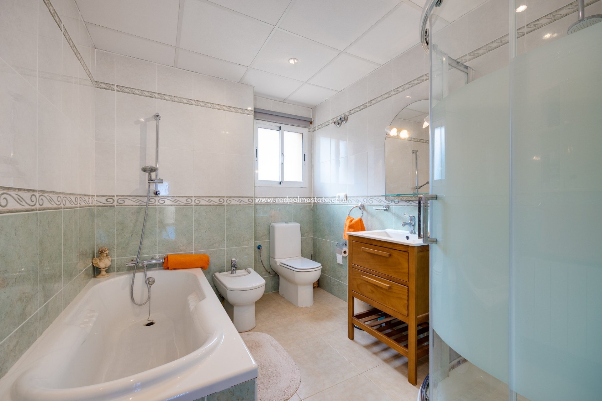 Revente - Villa -
Aspe - Inland