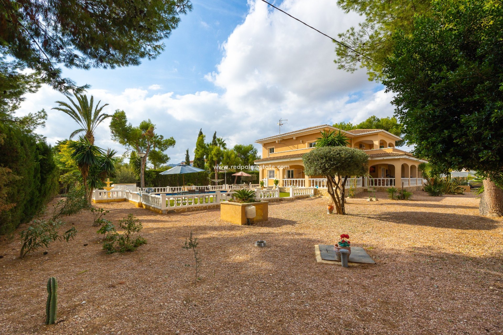 Revente - Villa -
Aspe - Inland