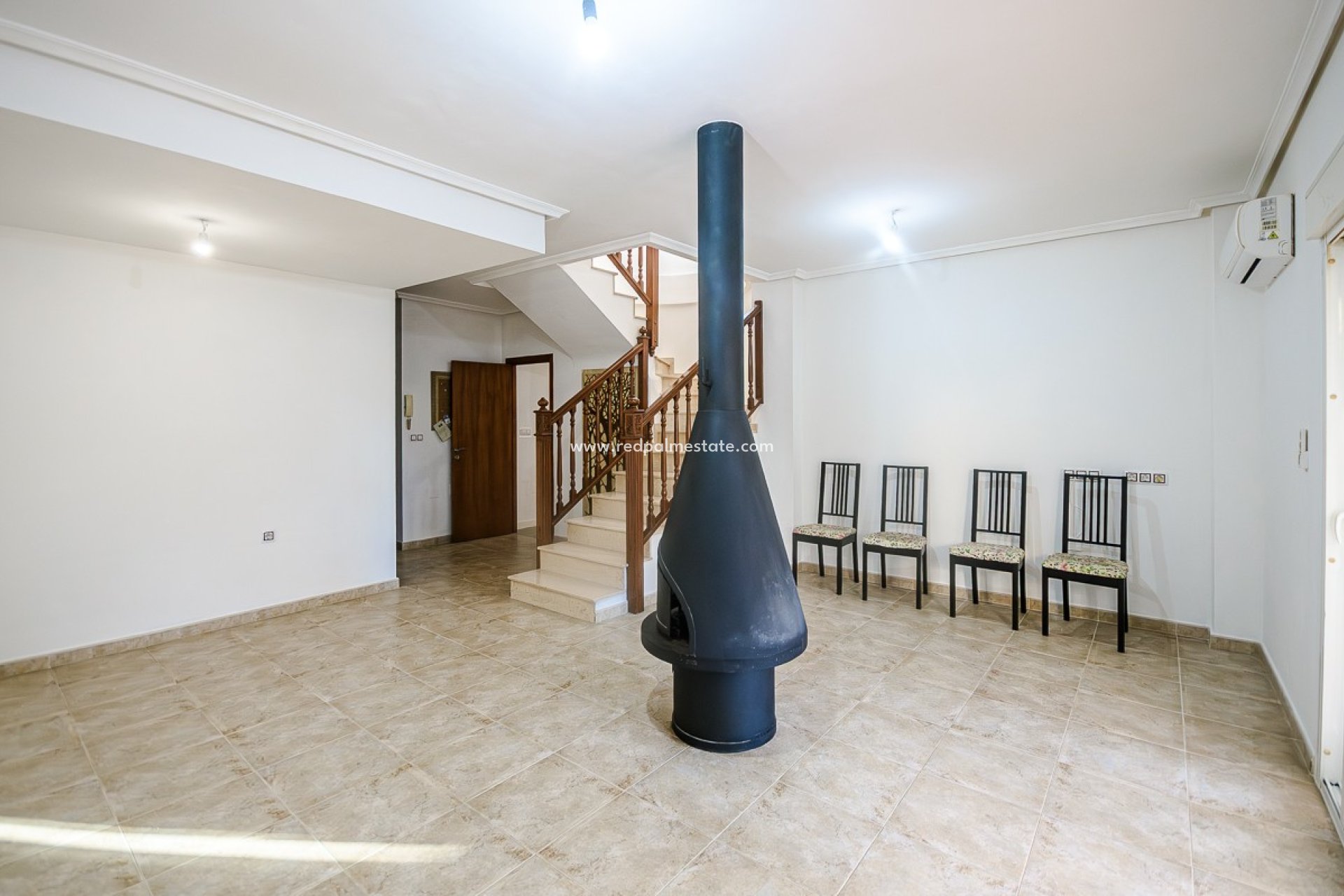 Revente - Villa -
Benferri - Inland