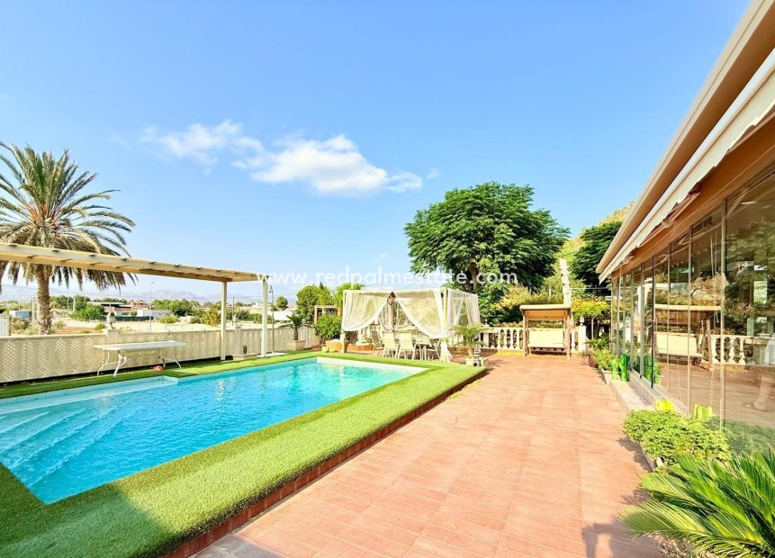 Revente - Villa -
Benferri