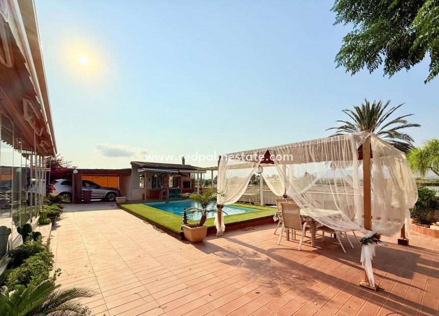 Revente - Villa -
Benferri