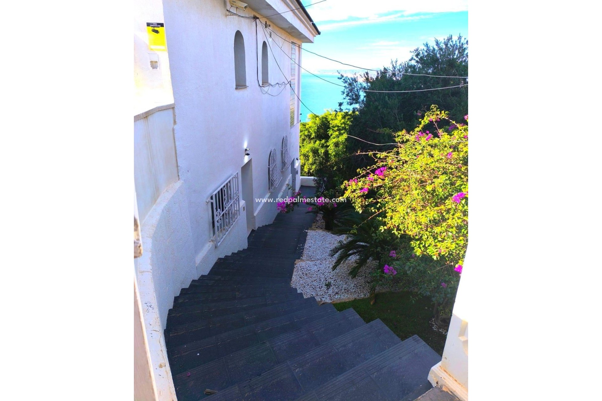 Revente - Villa -
Benidorm - Playa de Levante