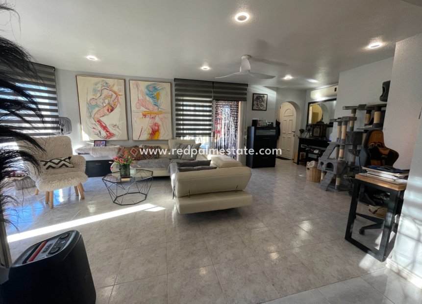 Revente - Villa -
Benijofar