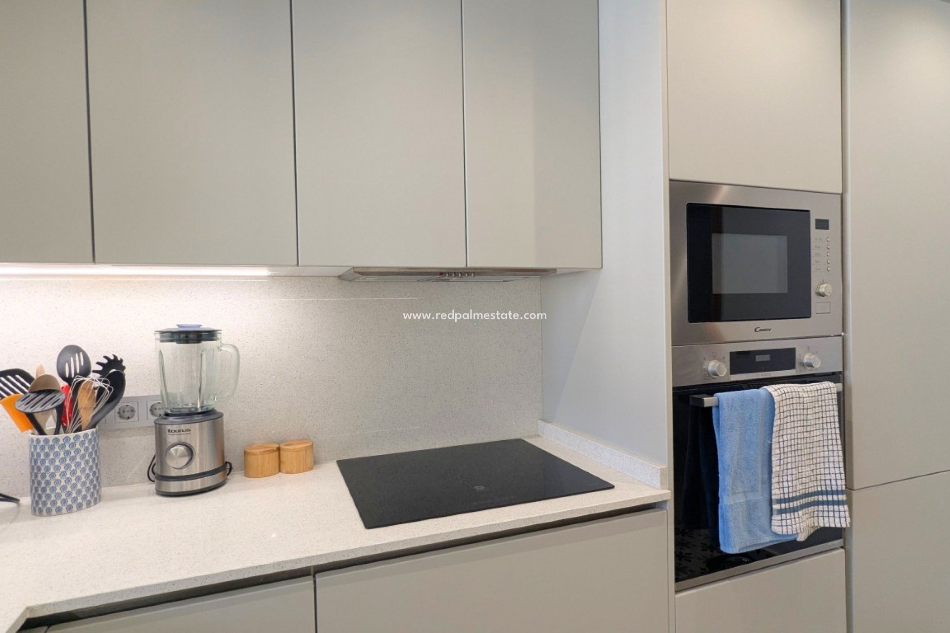 Revente - Villa -
Bigastro - Inland