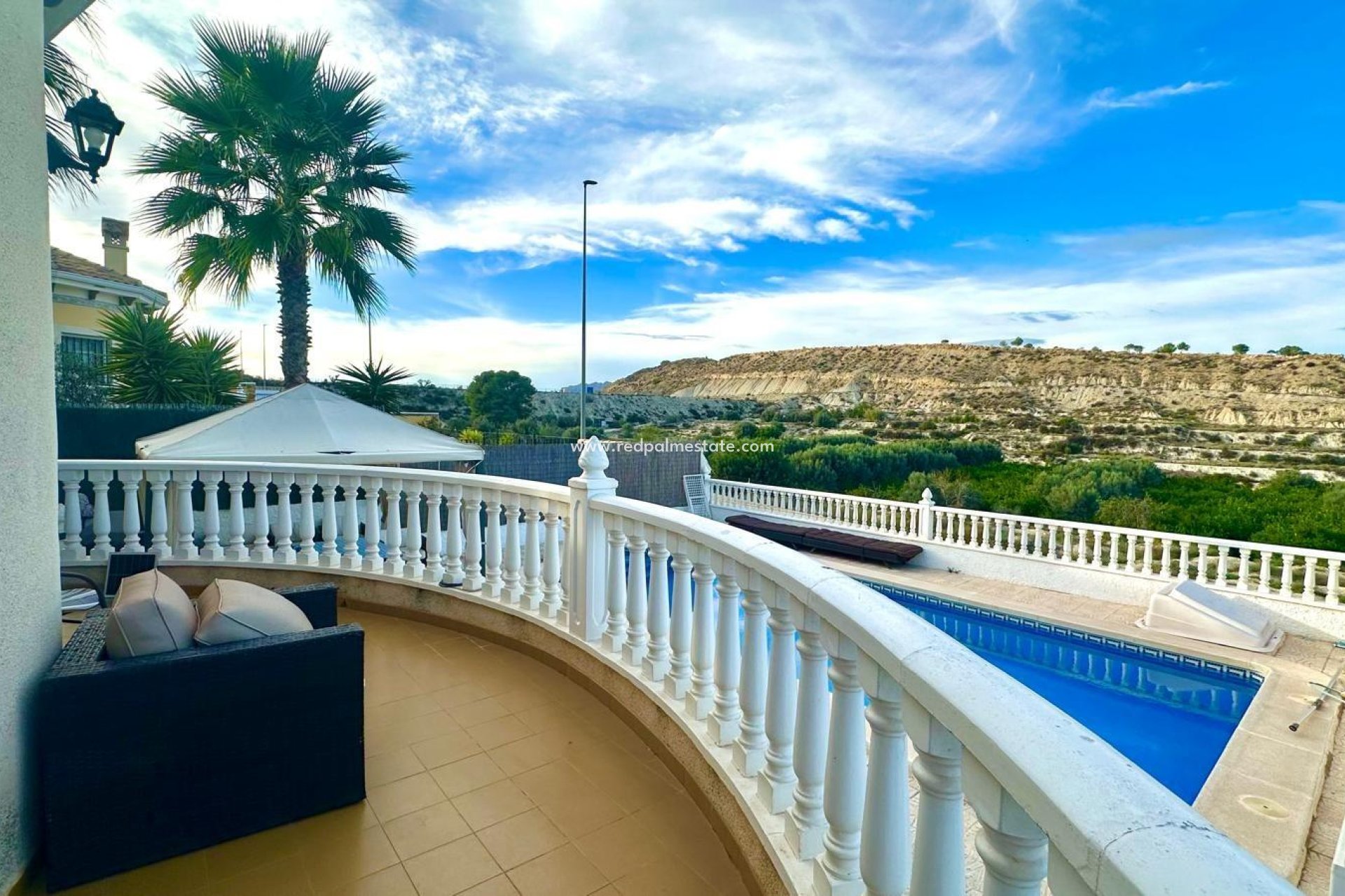 Revente - Villa -
Bigastro