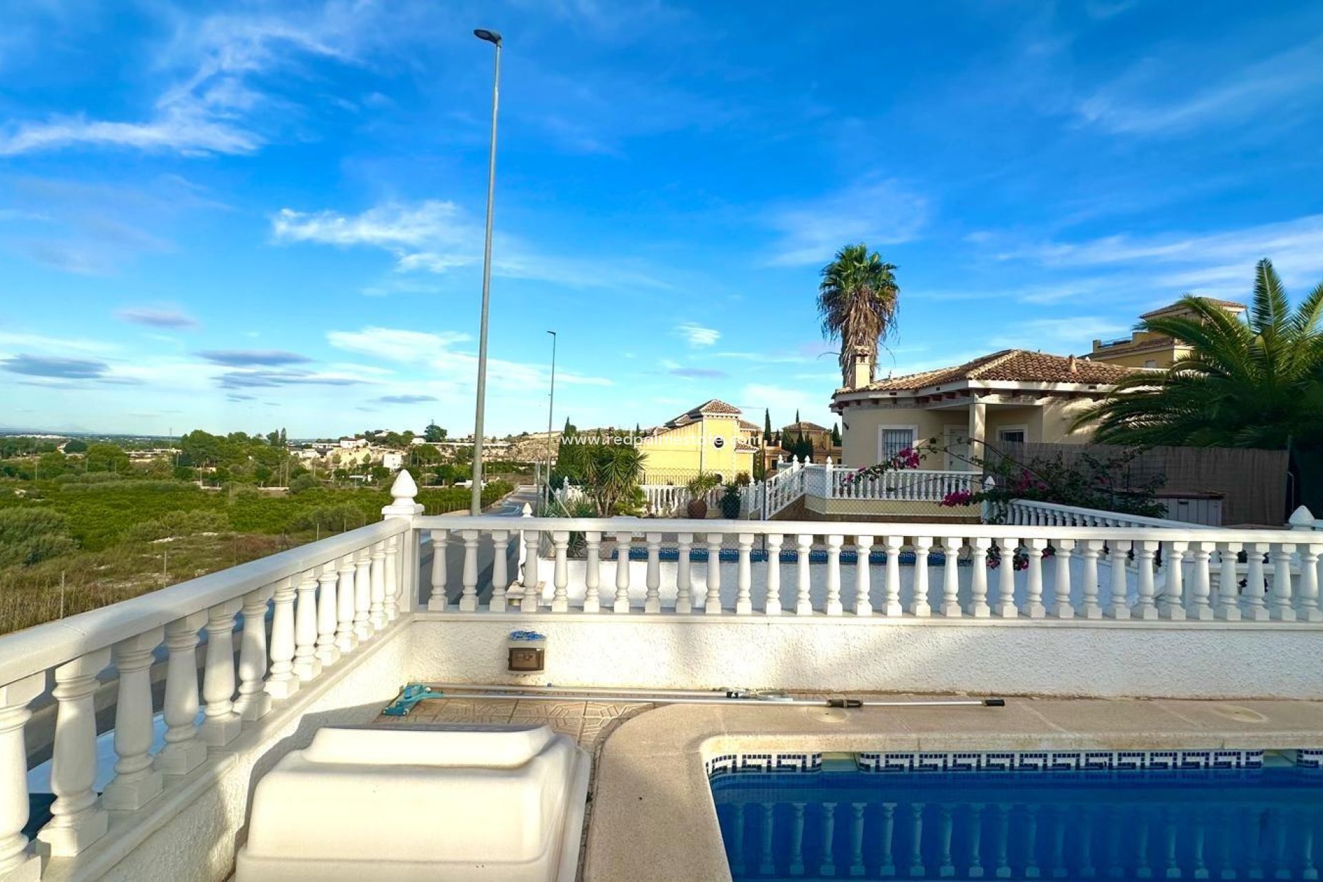 Revente - Villa -
Bigastro