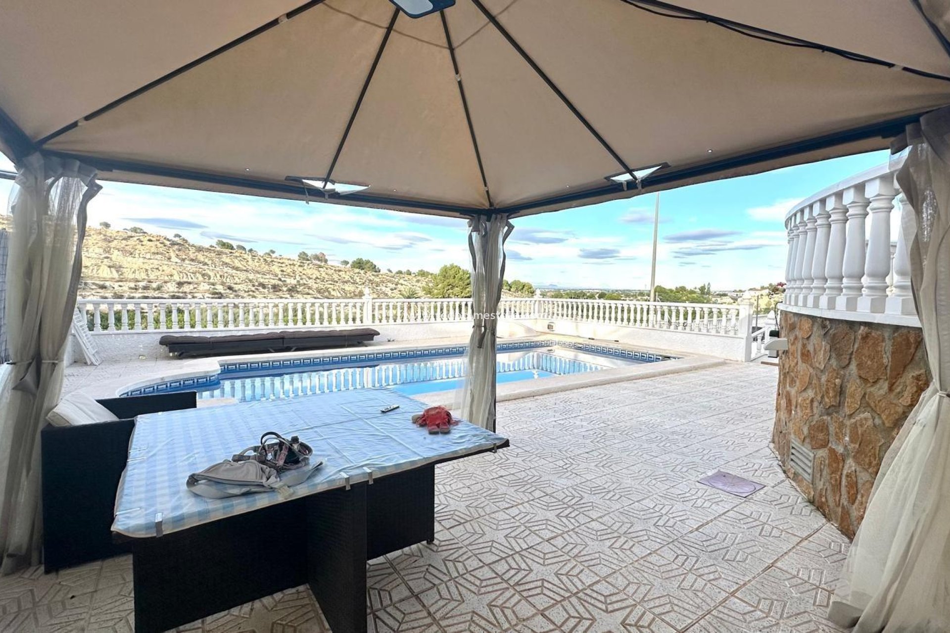 Revente - Villa -
Bigastro