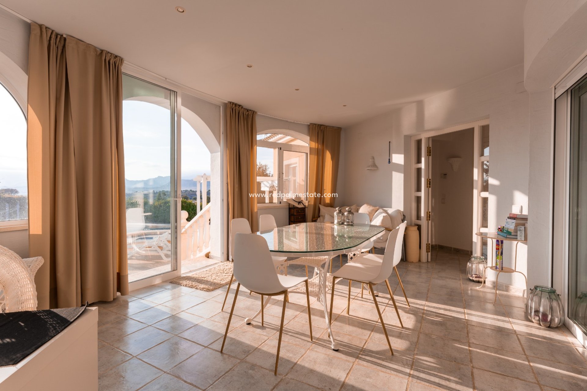 Revente - Villa -
Busot - Costa Blanca