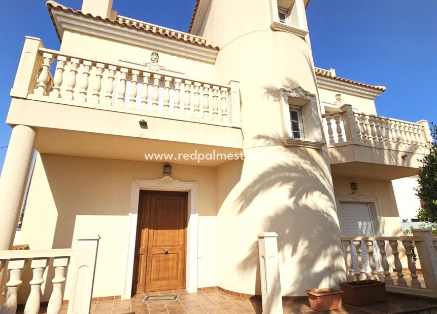 Revente - Villa -
Cabo Roig - La Caleta