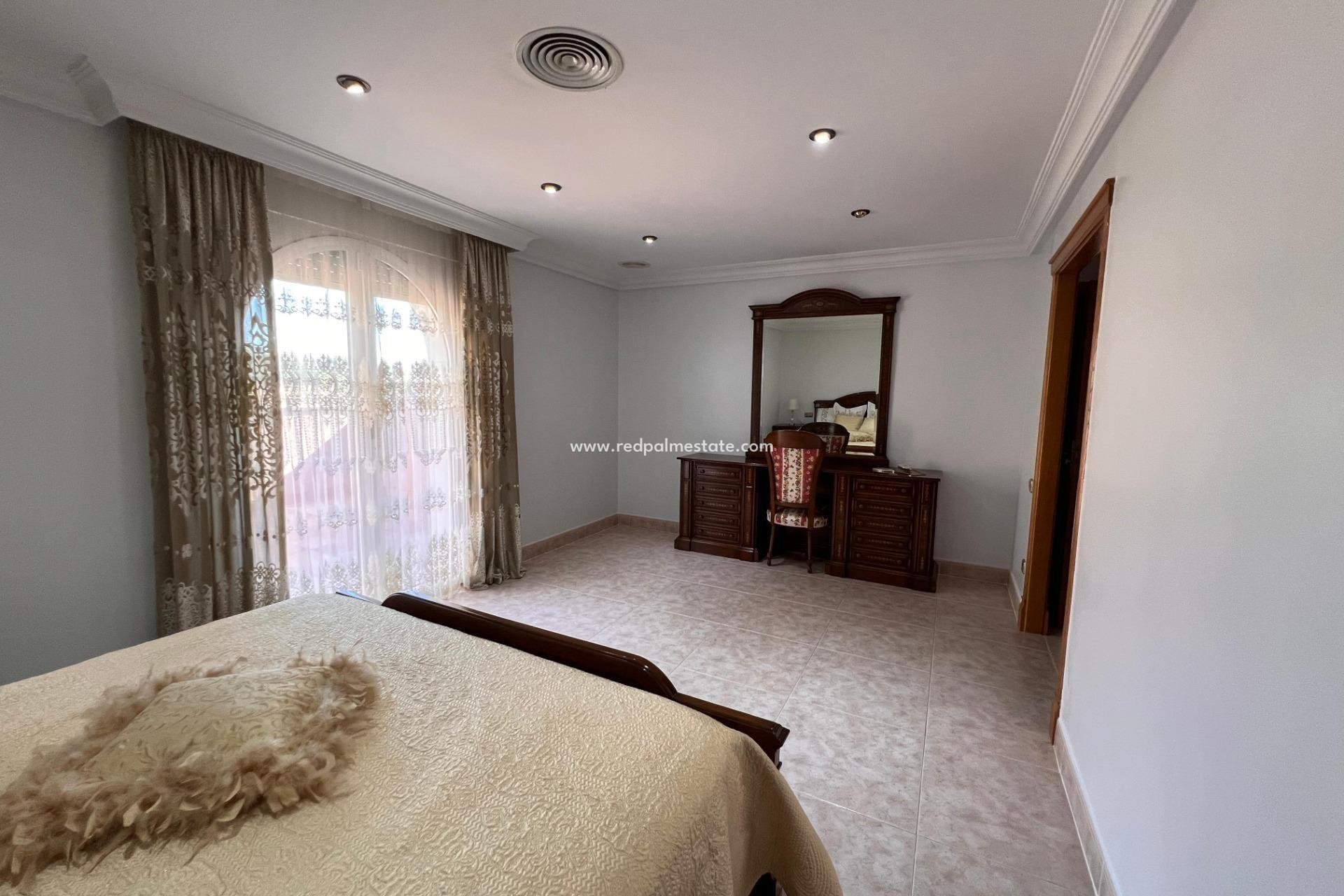 Revente - Villa -
Callosa de Segura