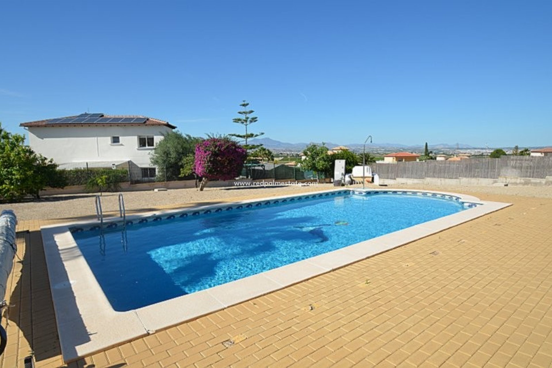 Revente - Villa -
Campos del Rio