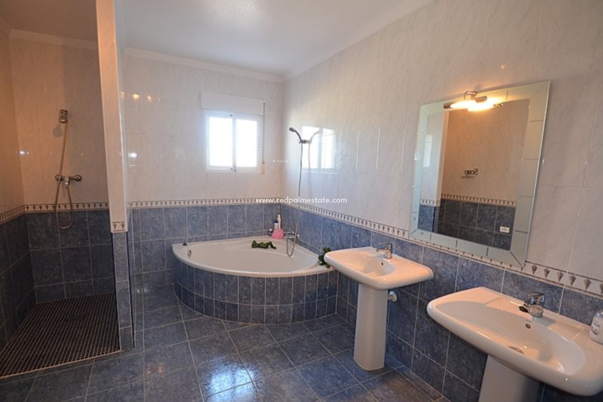 Revente - Villa -
Campos del Rio