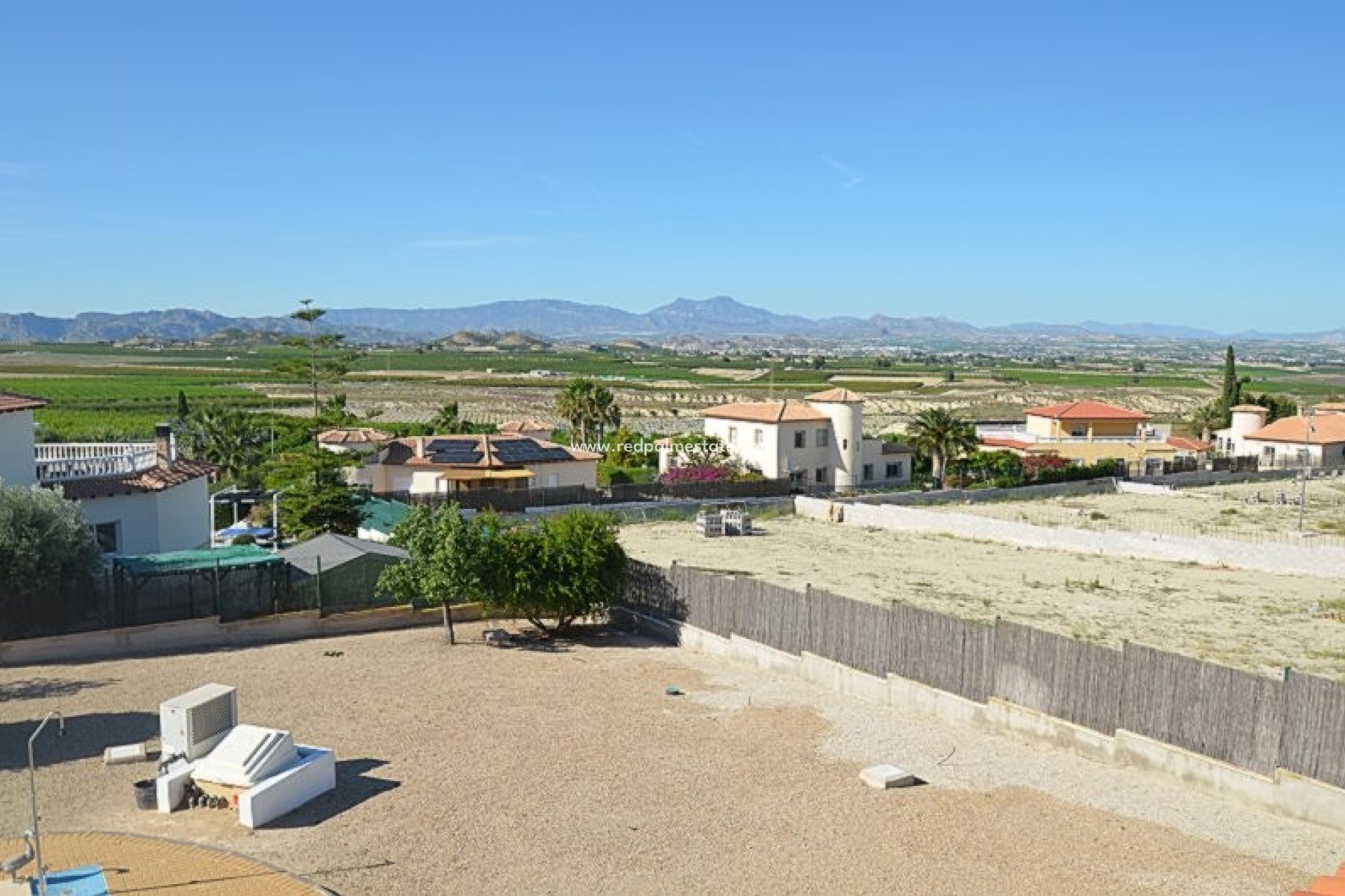 Revente - Villa -
Campos del Rio