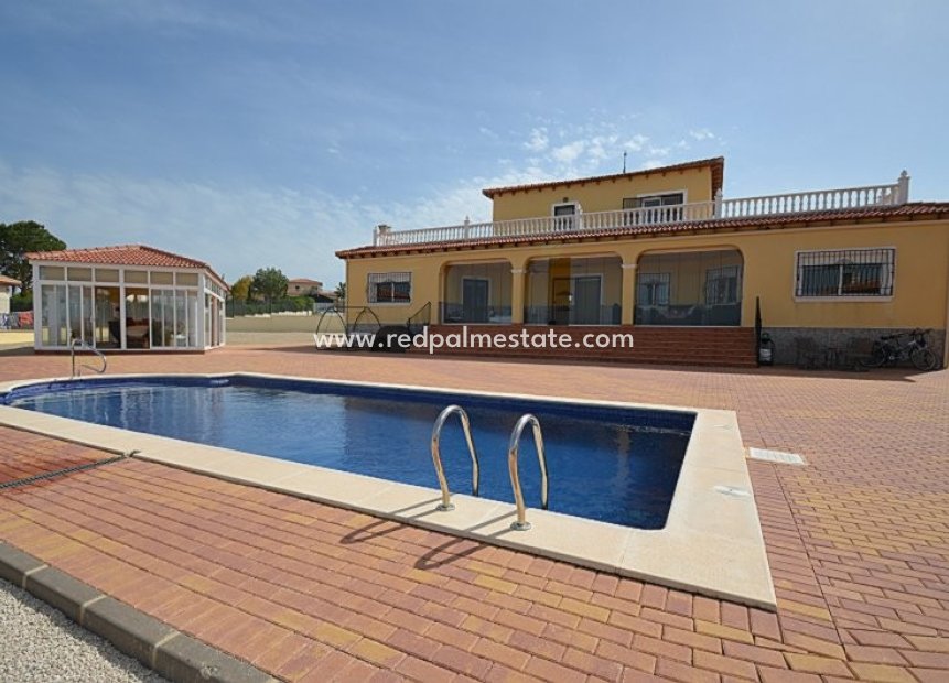 Revente - Villa -
Campos del Rio