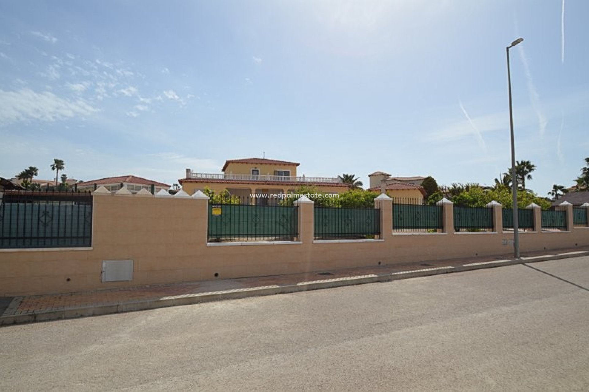 Revente - Villa -
Campos del Rio