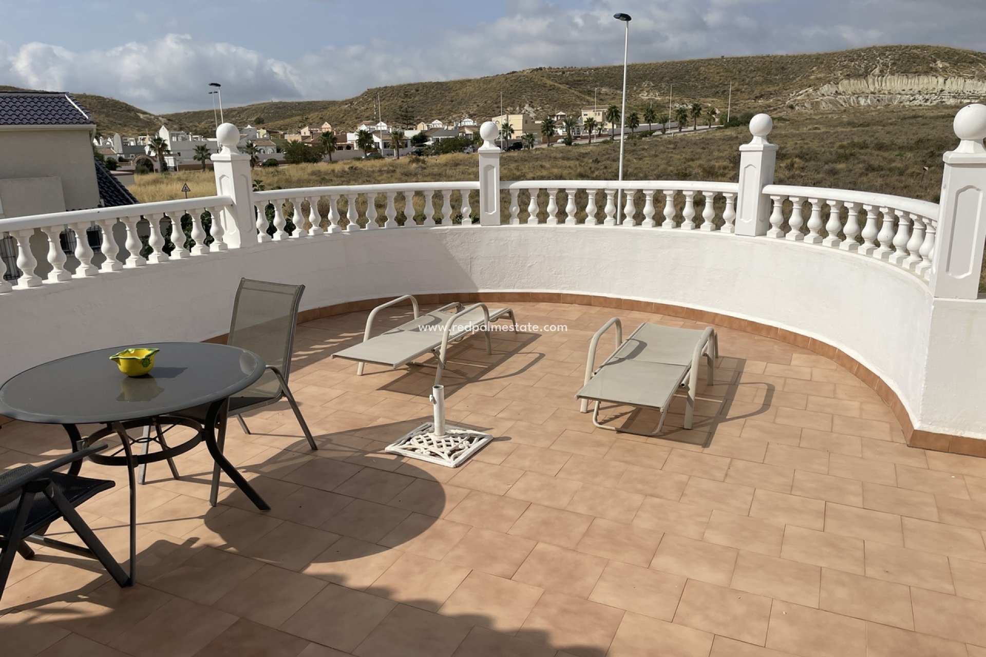 Revente - Villa -
Camposol - Inland