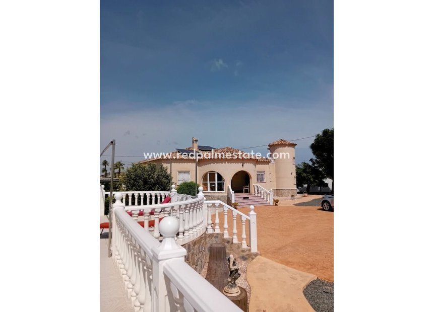 Revente - Villa -
Catral - Costa Blanca