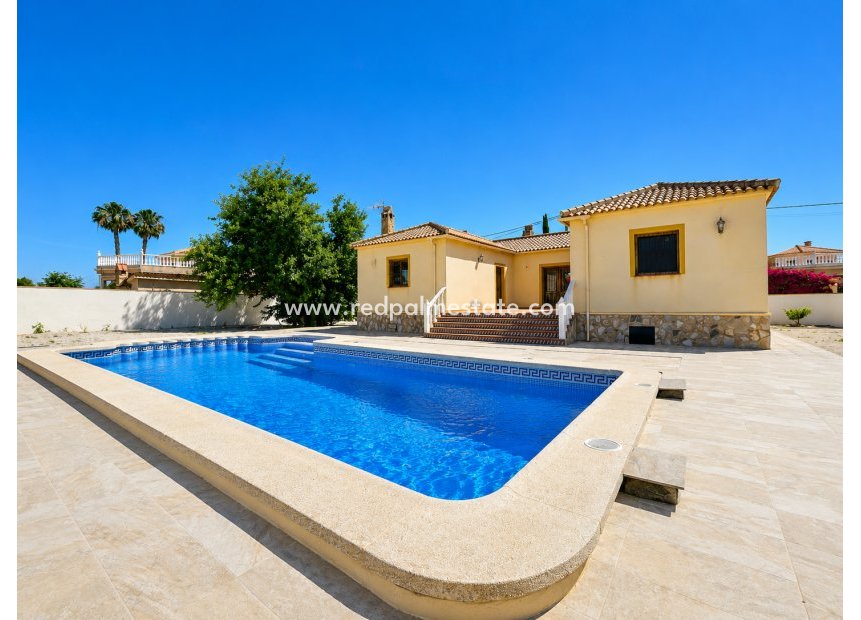 Revente - Villa -
Catral - Costa Blanca