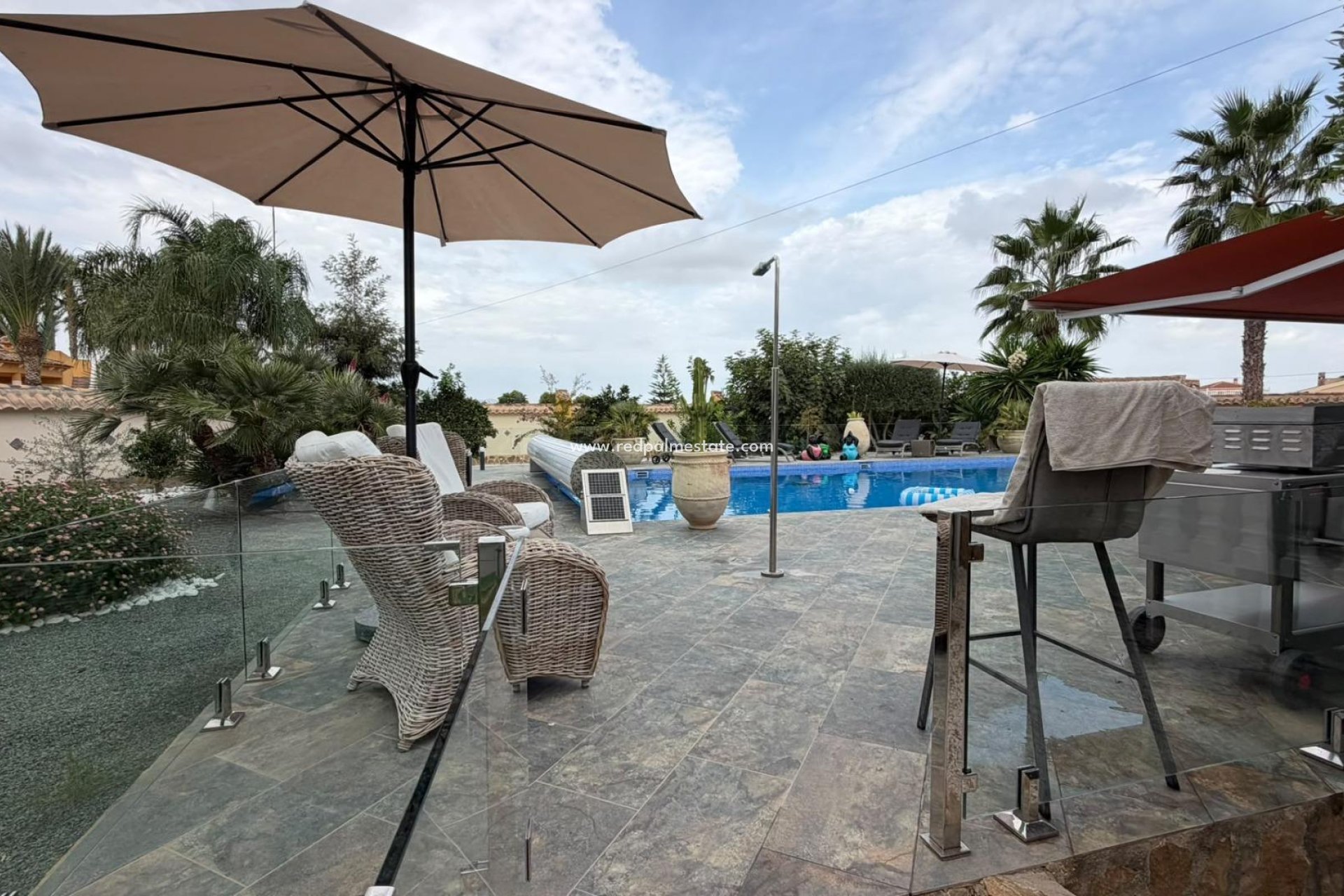 Revente - Villa -
Catral