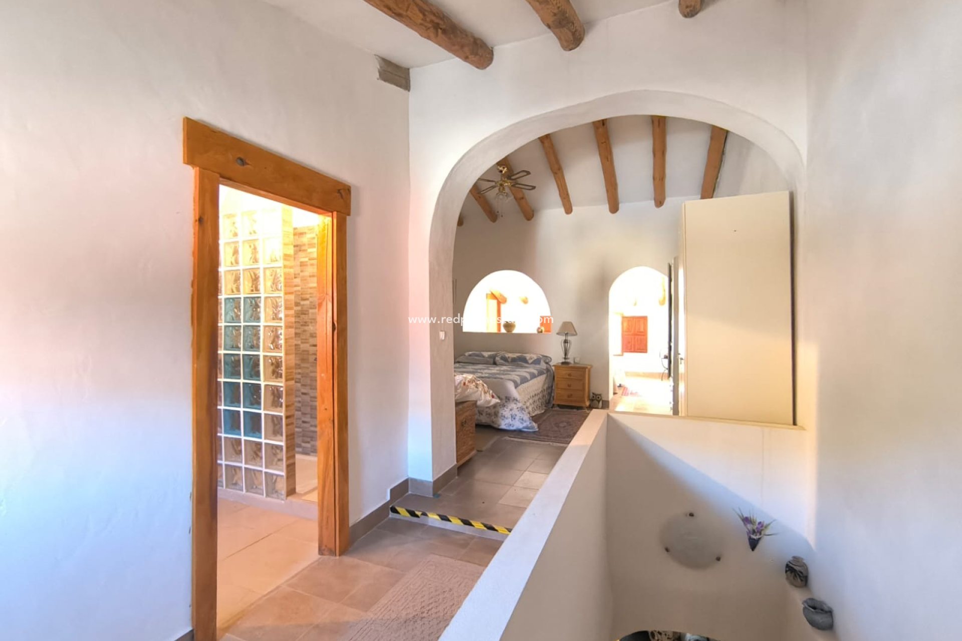 Revente - Villa -
Chinorlet - Inland