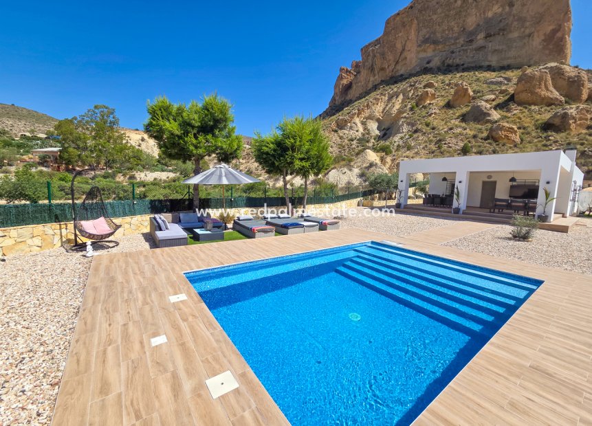 Revente - Villa -
Crevillente - Inland