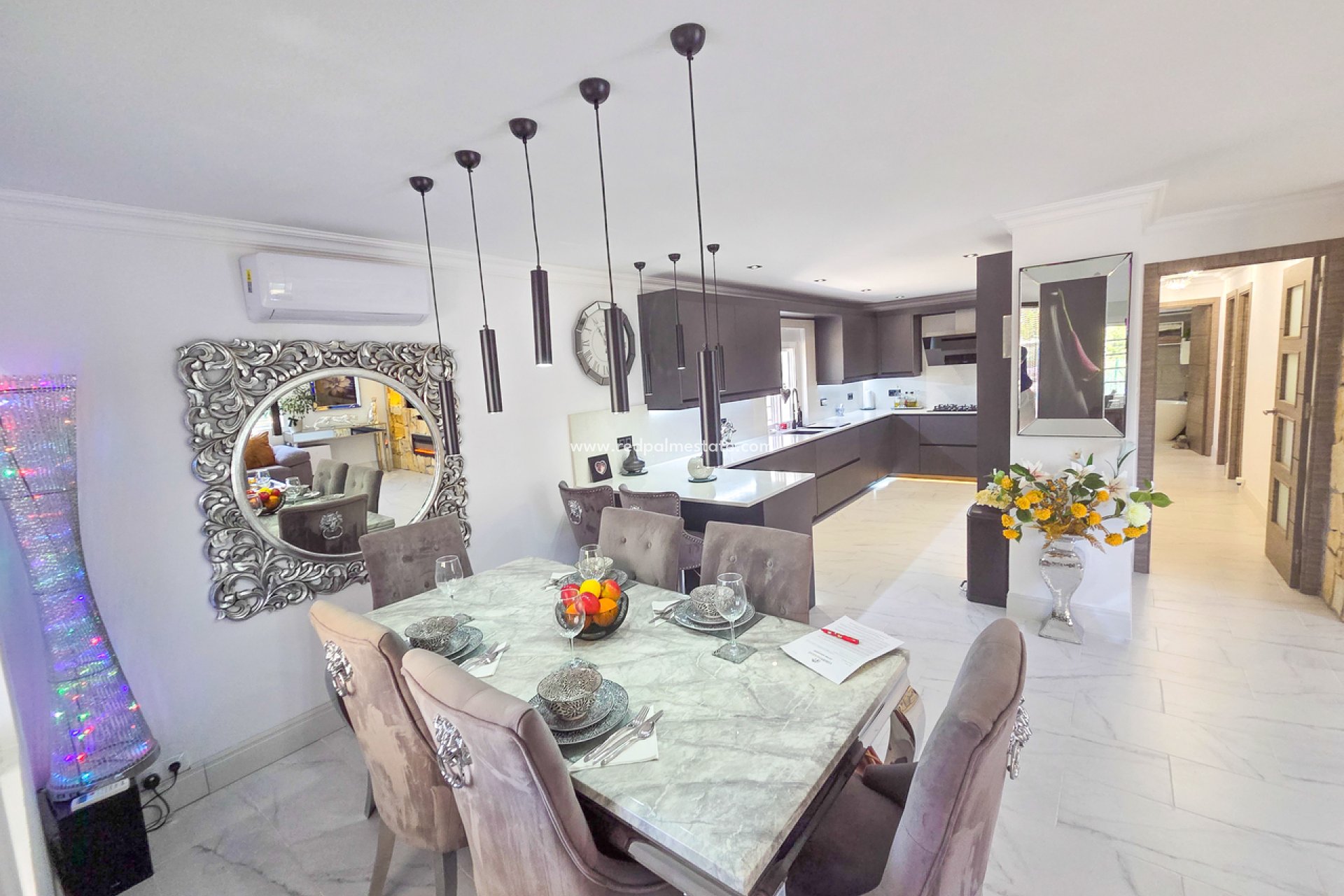 Revente - Villa -
Crevillente - Inland
